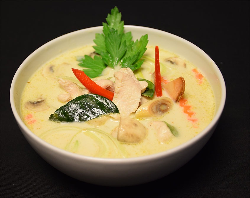 (9) Tom Kha Gai